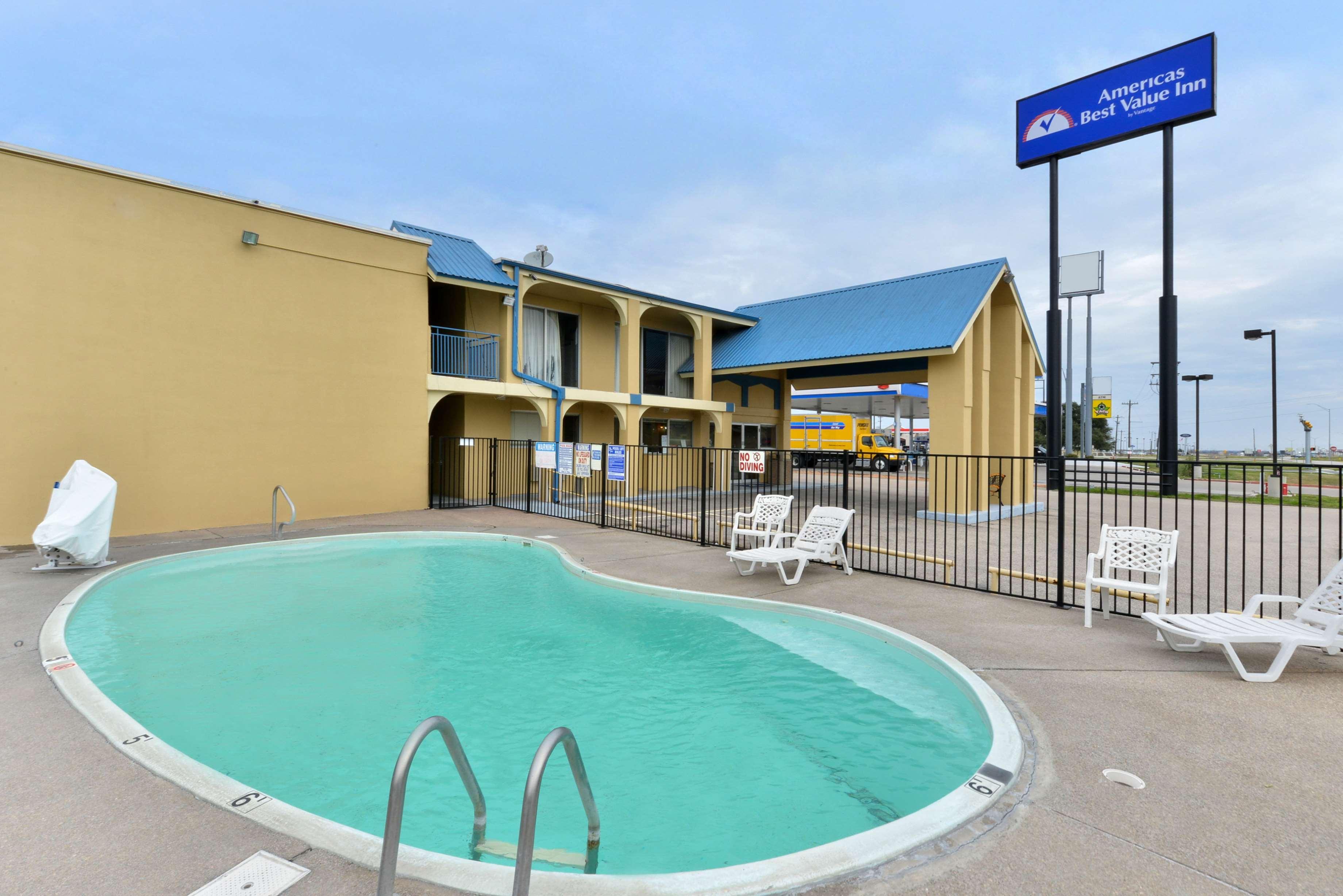 Americas Best Value Inn Schulenburg Eksteriør billede